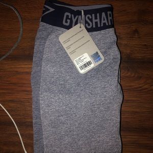 BRAND NEW GYM SHARK LEGGINGS